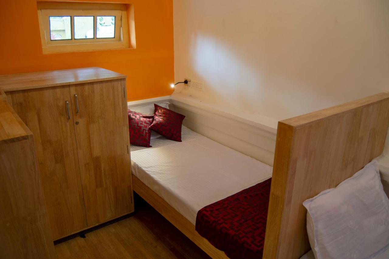 Hostel Roambay Mysore Exterior foto