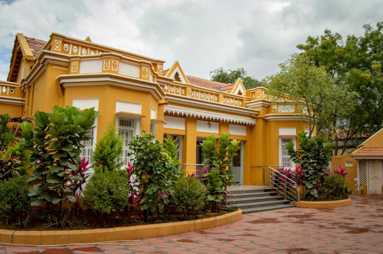 Hostel Roambay Mysore Exterior foto